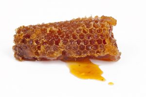 honeycomb, honey, bee-2113867.jpg